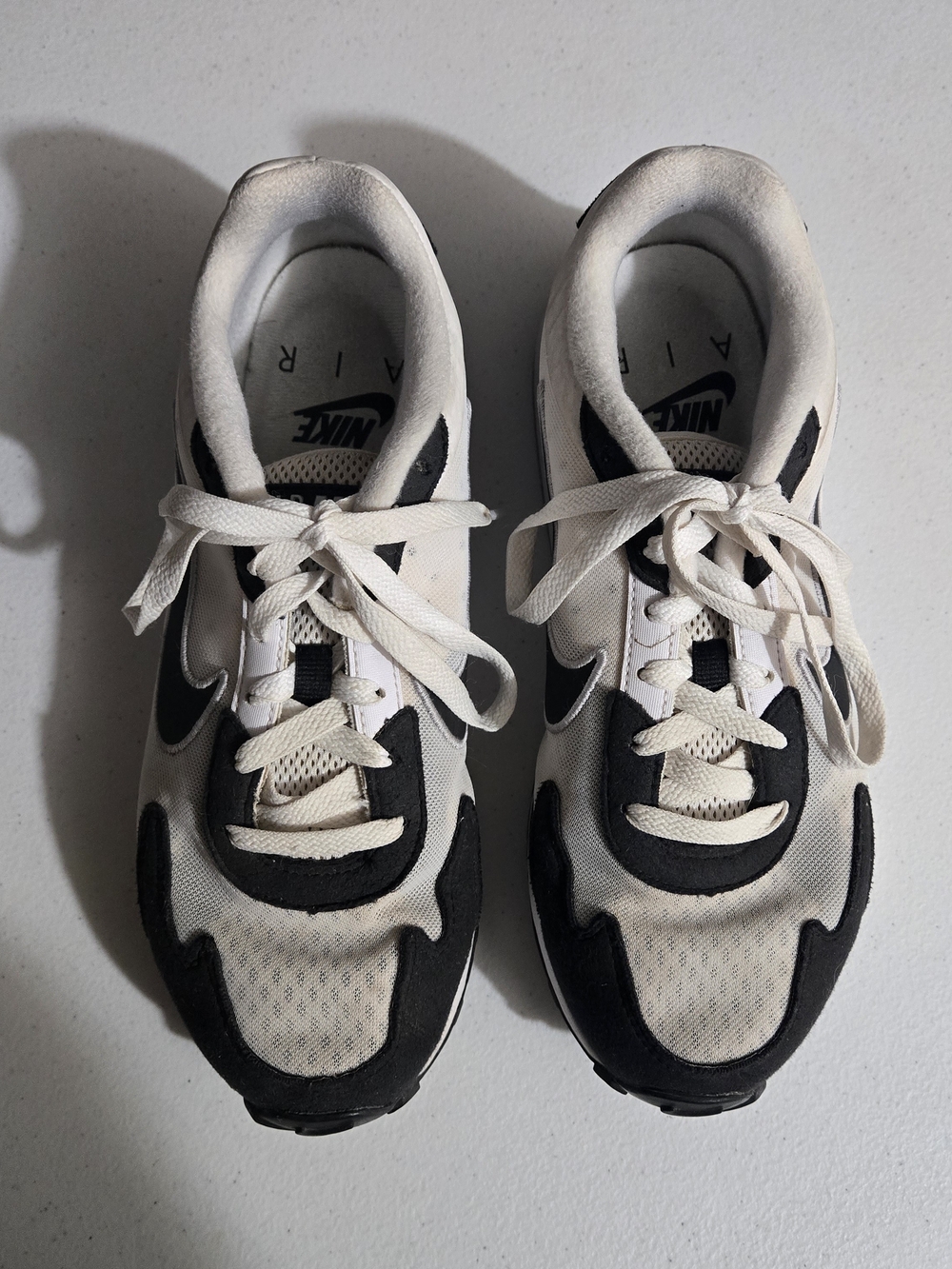 Nike Air Max Solo "Panda" White Black Women's Size 8.5